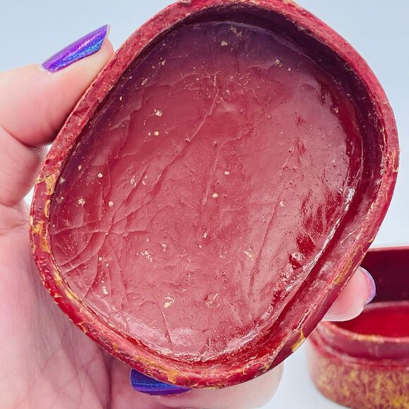 Vintage Hand Painted Wooden Laquered Unique Unicorn Trinket Box Kashmir 1940s - Picture 7 of 11